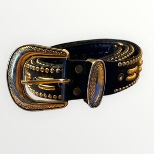 VTG 80’s/90’s SAND CASTLE New York Gold Studded Black Leather Women’s Belt